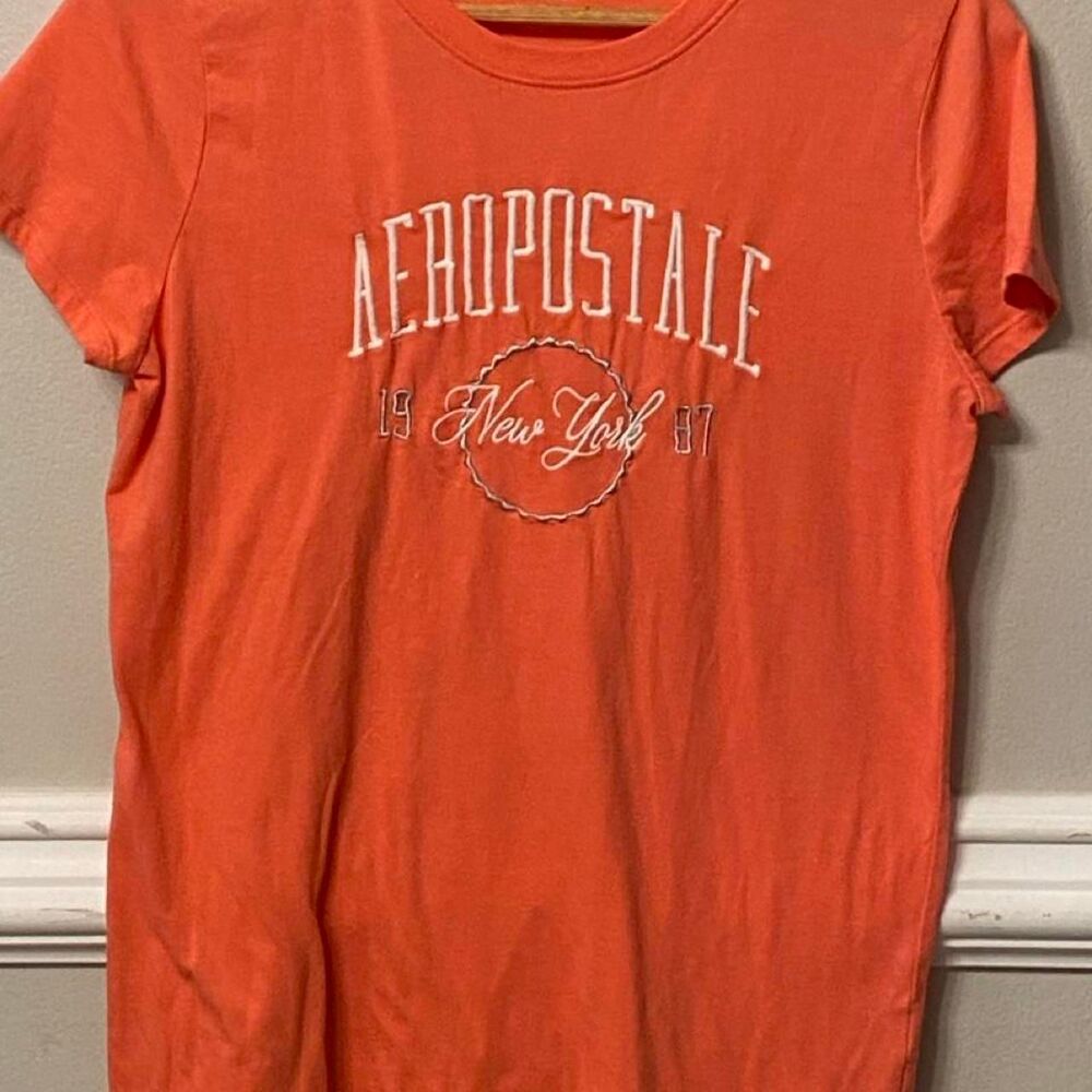 Aeropostale Men's Orange and Pink T-shirt